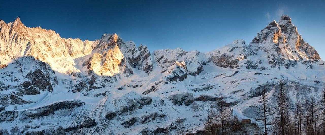 Cervinia Ski In Ski Out - Studio On The Slopes Breuil-Cervinia Extérieur photo